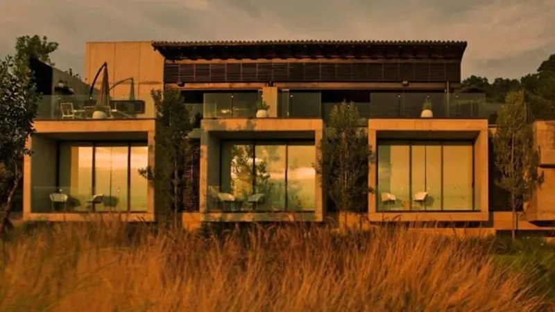 Casa Moderna en Valle de Bravo